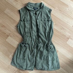 Woman’s, Vest, Buffalo David Britton